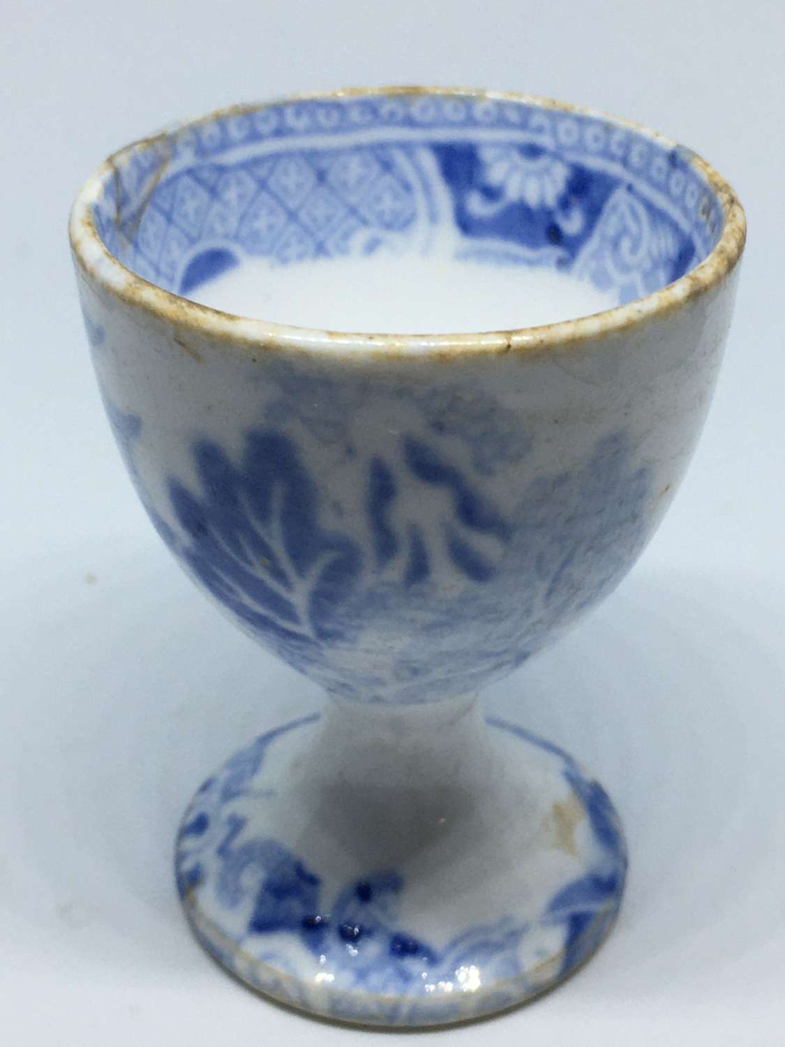 Broseley Pattern 19th Century Egg Cup