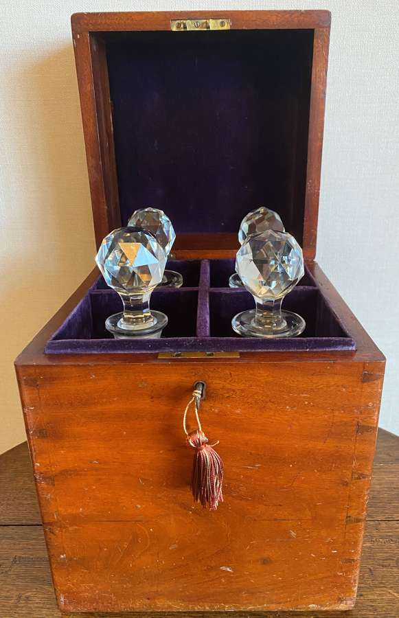 19th Century Four Divisional Decanter Box With Decanters