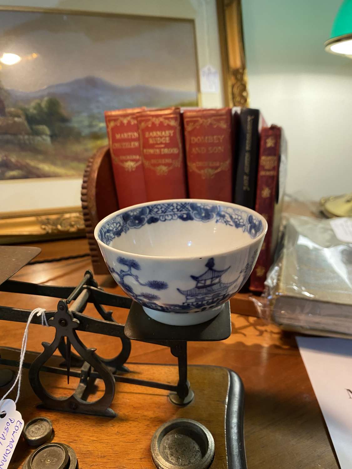 Late 18th Century Chinese Porcelain Tea Bowl