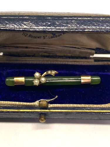Victorian 9ct Gold Nephrite & Seed Pearl Bar Brooch