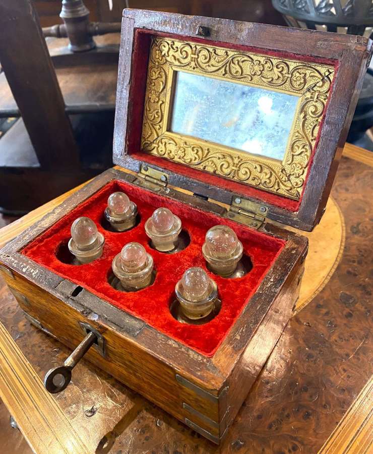 Ladies Small Wooden Perfume Bottle Storage Box