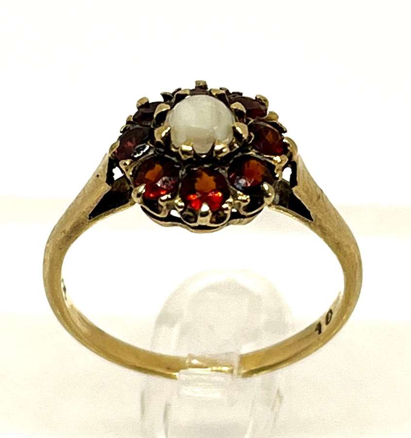 9ct Gold Ring With Opal & Diamonds