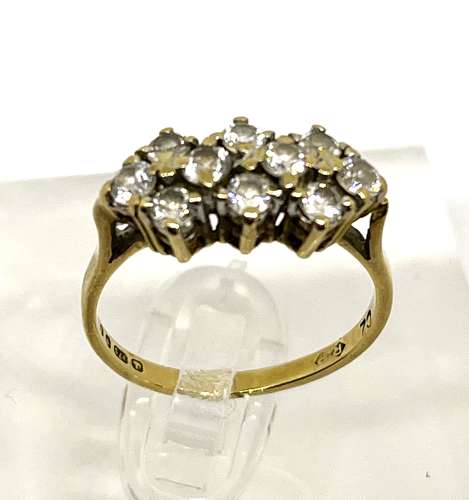 9ct Gold Ring With Cubic Zirconia