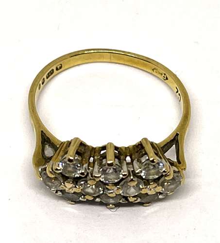9ct Gold Ring With Cubic Zirconia