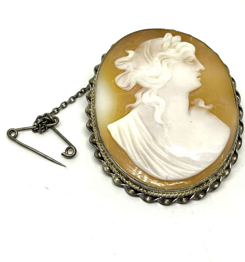 Cameo Brooch in Hallmarked Silver Frame