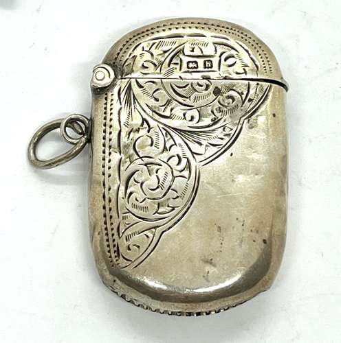 Silver Oval Shaped Vesta Case