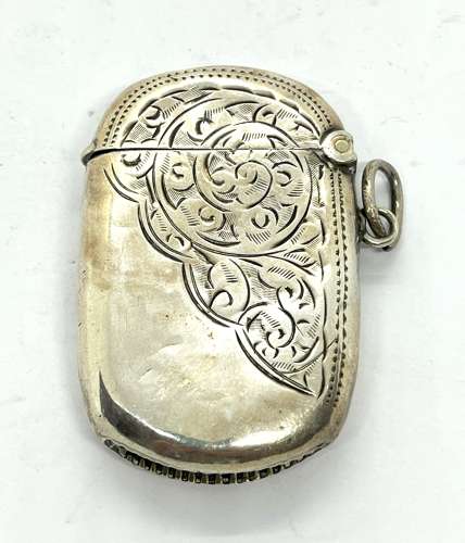 Silver Oval Shaped Vesta Case
