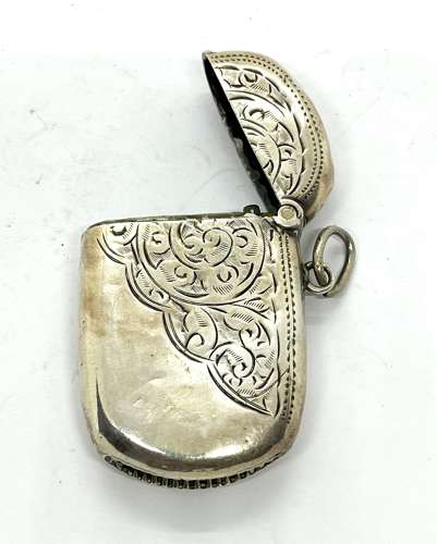 Silver Oval Shaped Vesta Case