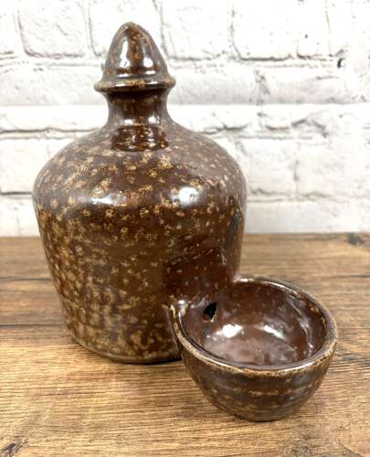 Slipware Birdfeeder