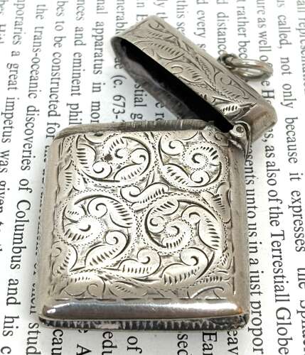 Chester Silver Vesta Case